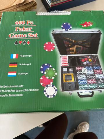 Poker Set 600 Stuks in Aluminium Koffer beschikbaar voor biedingen