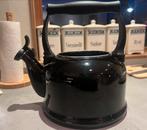 Zwarte Fluitketel - Le Creuset, Ophalen, Zo goed als nieuw