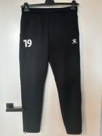 Kelme - Trainingsbroek Zwart | Maat 164, Jongen of Meisje, Sport- of Zwemkleding, Ophalen of Verzenden, Zo goed als nieuw