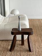 Uniek houten krukje, Huis en Inrichting, Krukjes, Ophalen, Zo goed als nieuw, Hout