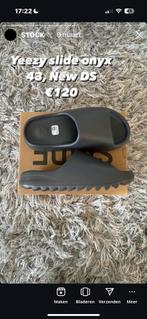 YEEZY SLIDES 42 / 43 / 44.5, Nieuw, Ophalen of Verzenden, Yeezy, Sneakers of Gympen