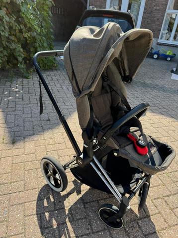 Cybex Priam kinderwagen + reiswieg beschikbaar voor biedingen