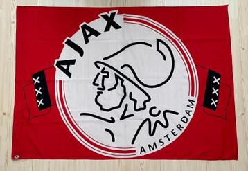 Ajax-set beschikbaar voor biedingen