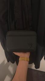 Louis vuitton tas heren ( logo een beetje beschadigd), Computers en Software, Laptoptassen, Ophalen of Verzenden, Zo goed als nieuw