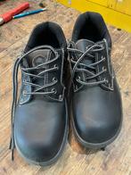 Bata Veiligheidsschoen Werkschoen 270 /  S2 - NIEUW maat 42, Kleding | Heren, Schoenen, Bata, Zwart, Nieuw, Ophalen of Verzenden