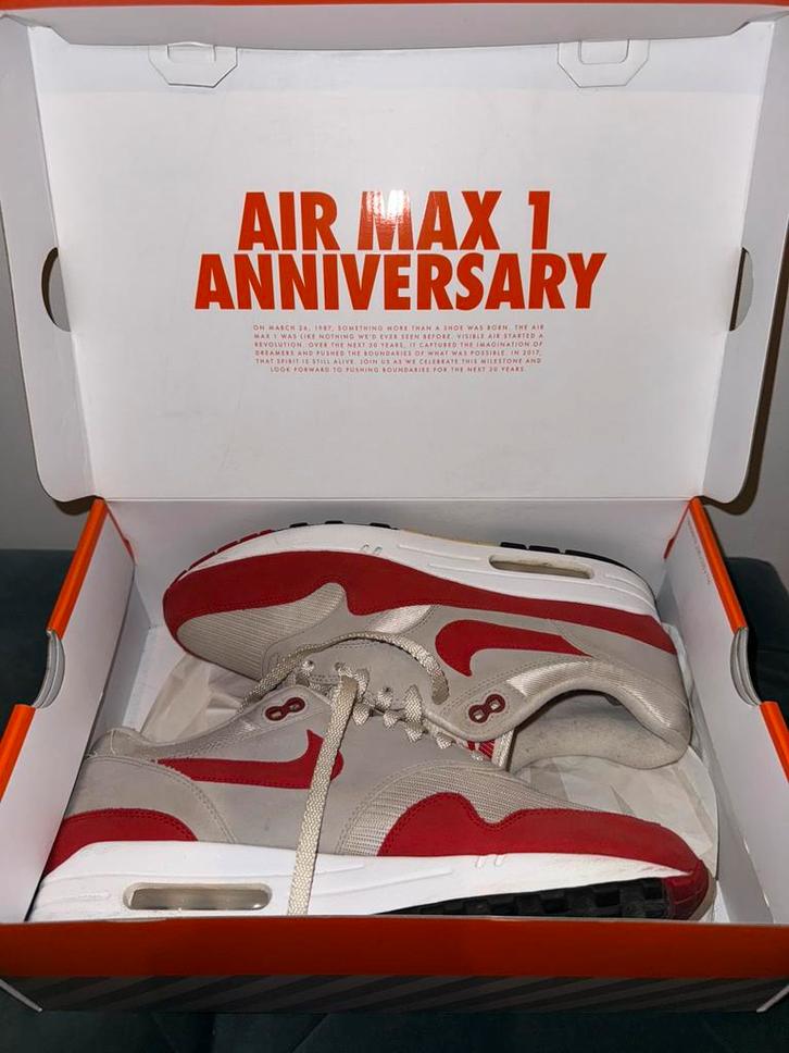 Nike Air Max 1 Anniversary Red, Kleding | Heren, Schoenen, Zo goed als nieuw, Sneakers of Gympen, Overige kleuren, Ophalen of Verzenden