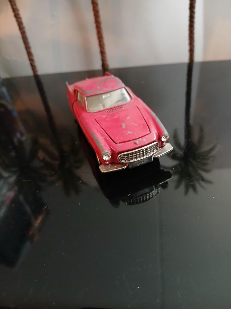 Dinky Toys GB 1/43 N°116 - Volvo P1800 S - Bordeaux Métal - 1968 - NEUVE