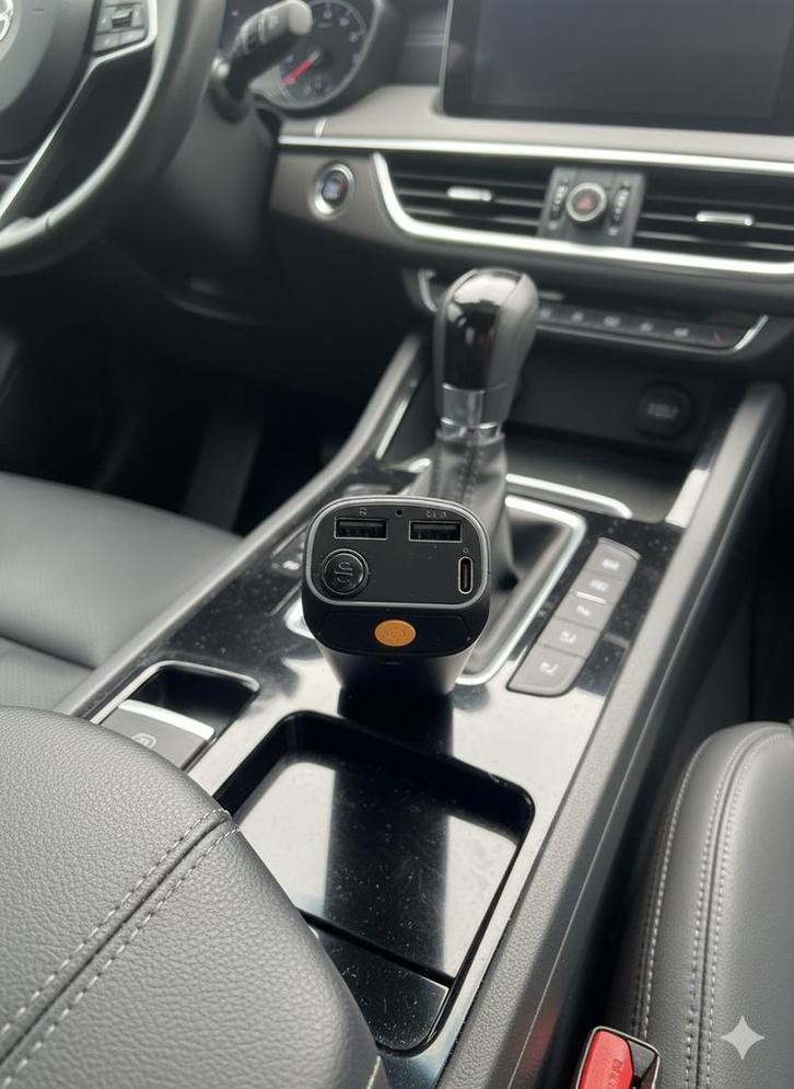 Bluetooth FM Transmitter Auto - USB-C & Snellader, Auto diversen, Auto-accessoires, Zo goed als nieuw, Ophalen of Verzenden