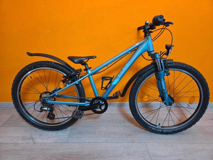 Cube 240 Race 24 inch, Fietsen en Brommers, Fietsen | Kinderfietsjes, Zo goed als nieuw, 20 inch of meer, Ophalen