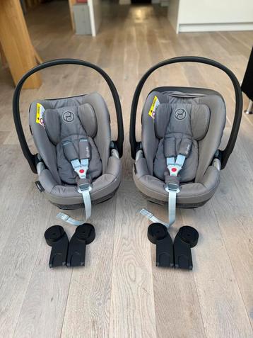 2 Cybex Cloud T i-Size + Adapters beschikbaar voor biedingen