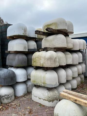 Jumboblokken  l90 b45 h45 beschikbaar voor biedingen