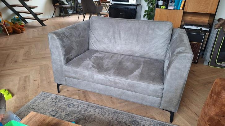 Loveseat lichtgrijs, Huis en Inrichting, Banken | Sofa's en Chaises Longues, Tweepersoons, Minder dan 150 cm, 75 tot 100 cm, Ophalen