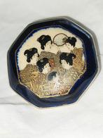 Antieke Japanse Zilveren Geisha Broche, 4 tot 7 cm, Gebruikt, Ophalen of Verzenden, Zilver