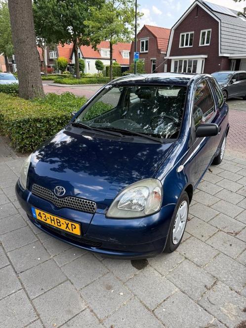 Toyota Yaris 1.0 16V 3DR Linea Luna 2001 Blauw, Auto's, Toyota, Particulier, Yaris, ABS, Airbags, Mistlampen, Radio, Benzine, Euro 3