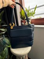 GUY LAROCHE Shoulder Bag., Sieraden, Tassen en Uiterlijk, Verzenden, Zo goed als nieuw, Schoudertasje