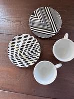 2 Illy Art Collection Cappuccino kopjes, Ophalen of Verzenden, Zo goed als nieuw, Overige stijlen, Kop(pen) en/of Schotel(s)