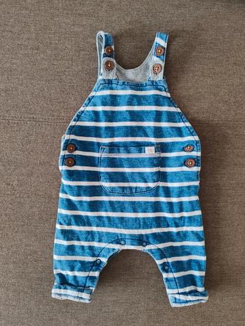 Next baby romper 0-3 M beschikbaar voor biedingen