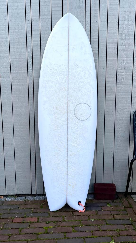 Twin Fin Fish Surfboard - Allround Fun!, Watersport en Boten, Golfsurfen, Zo goed als nieuw, Ophalen of Verzenden