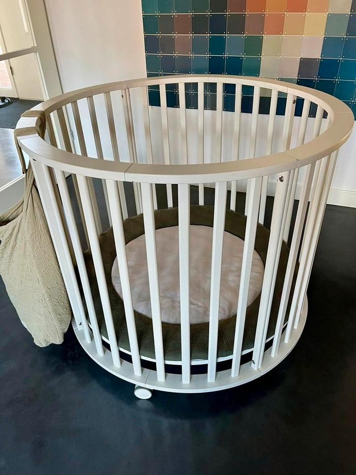 Europe Baby Ronde Box - Wit, zeer nette staat, Kinderen en Baby's, Boxen, Gebruikt, Rond, Wieltjes, Ophalen