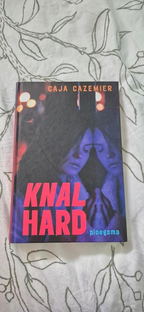 Caja Cazemier - Knalhard, Boeken, Kinderboeken | Jeugd | 13 jaar en ouder, Zo goed als nieuw, Ophalen of Verzenden