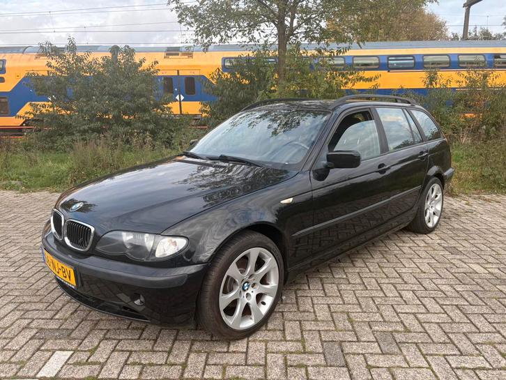 BMW 3-Serie 2.0 I 318 Touring NIEUWE APK/ SPORTSTOELEN, Auto's, BMW, Bedrijf, 3-Serie, ABS, Airconditioning, Boordcomputer, Centrale vergrendeling