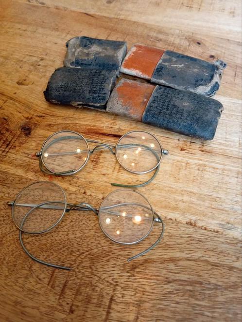 Antieke Leesbrillen met Etuis - Collectible, Antiek en Kunst, Antiek | Kleding en Accessoires, Dames, Heren, Ophalen of Verzenden