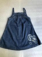 Maat 86 - spijker jurk met strikje / applicatie, Ophalen of Verzenden, Zo goed als nieuw, Meisje, Jurkje of Rokje