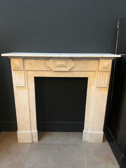 Wit Carrara marmer front hoek schouw mantel haard, Huis en Inrichting, Haarden, Zo goed als nieuw, Ophalen of Verzenden