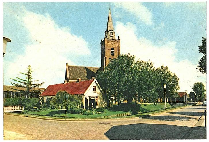 958889 s Gravendeel ZH 1972 Kerkstraat Gelopen met postzegel, Verzamelen, Ansichtkaarten | Nederland, Gelopen, Zuid-Holland, 1960 tot 1980