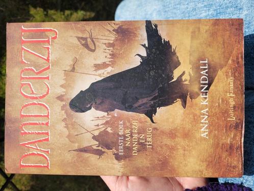 Anna Kendall - Naar Danderzij en terug, Boeken, Fantasy, Zo goed als nieuw, Ophalen of Verzenden