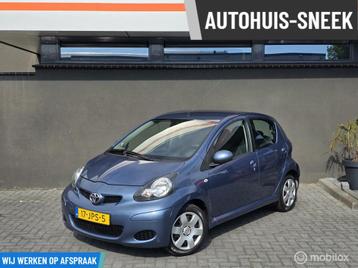 Toyota Aygo 1.0-12V Comfort | 2009 | Airco | Rijdt top beschikbaar voor biedingen