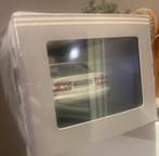 Triple9 1/18 Volvo 960 Nieuw in doos, Hobby en Vrije tijd, Modelauto's | 1:18, Triple9, Nieuw, Ophalen of Verzenden, D