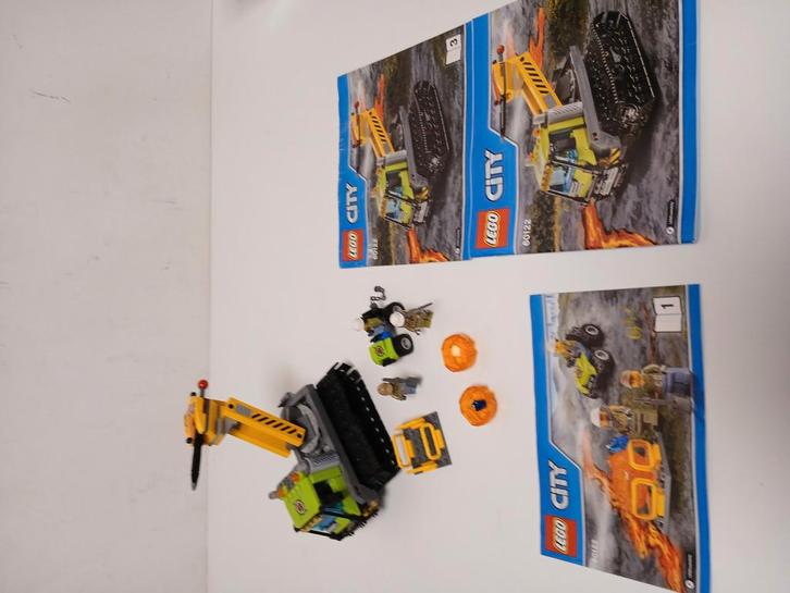 Lego 60122 vulcan crawler met manual, Kinderen en Baby's, Speelgoed | Duplo en Lego, Zo goed als nieuw, Ophalen of Verzenden
