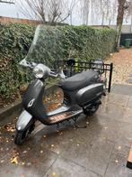 Gts scooter, Fietsen en Brommers, Gebruikt, Benzine, Ophalen, Overige merken