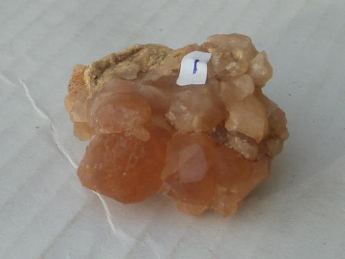 Granaat (01B), Verzamelen, Mineralen en Fossielen, Mineraal, Ophalen of Verzenden