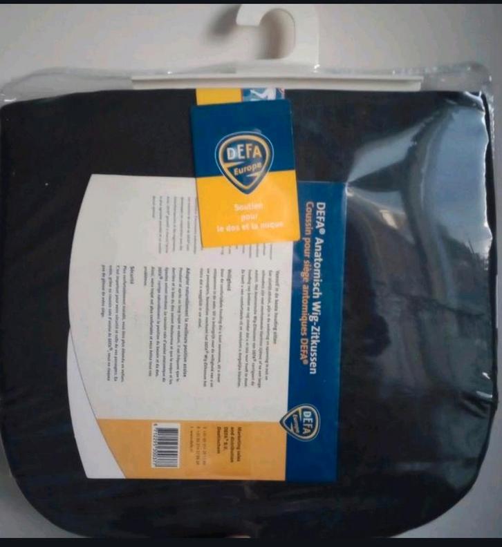 Nieuw.
Defa anatomisch wig-zitkussen in originele verpakking, Auto diversen, Sneeuwkettingen, Ophalen of Verzenden