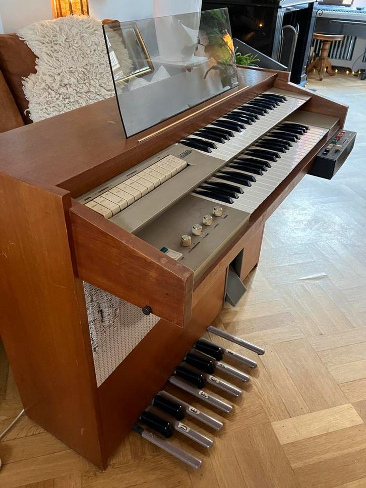 Solina Orgel - Gratis, Muziek en Instrumenten, Orgels, Gebruikt, Orgel, 2 klavieren, Ophalen of Verzenden