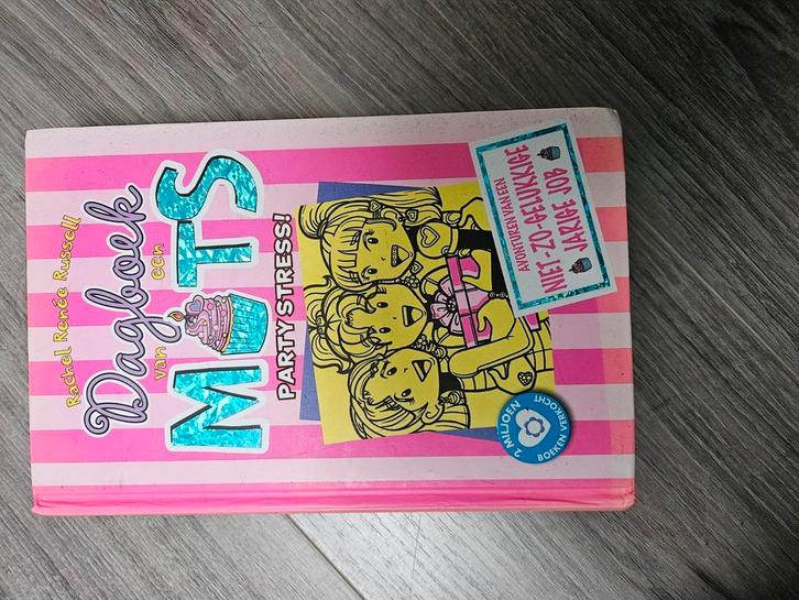 Rachel Renée Russell - Partystress!, Boeken, Kinderboeken | Jeugd | 10 tot 12 jaar, Zo goed als nieuw, Ophalen