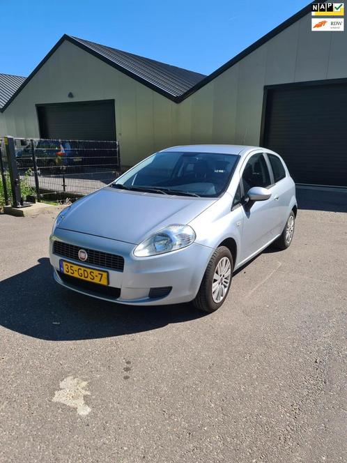 Fiat Grande Punto 1.4 Dynamic AIRCO- NIEUWE DISTRIBUTIE RIEM, Auto's, Fiat, Bedrijf, Te koop, Grande Punto, ABS, Airbags, Airconditioning