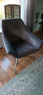 Mooie grijze stoel met metalen poten, Huis en Inrichting, Ophalen