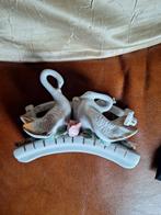 Porseleinen Wanddecoratie met Zwanen, Antiek en Kunst, Antiek | Keramiek en Aardewerk, Verzenden