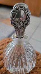 Mooi oud parfumflesje met prachtige dop., Antiek en Kunst, Ophalen of Verzenden