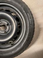 Complete Winterbandenset toyota aygo citroen c1 peugeot 108, Ophalen, Gebruikt, Banden en Velgen, Winterbanden