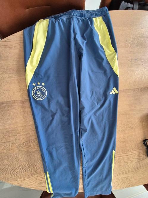 Ajax broek in de maat L nieuwe, Kleding | Heren, Sportkleding, Nieuw, Voetbal, Ophalen of Verzenden