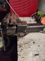 Bankschroef - Werkplaatsgereedschap, Doe-het-zelf en Verbouw, Werkbanken, Ophalen of Verzenden, Gebruikt, Minder dan 70 cm, Bankschroef