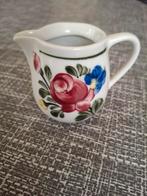 Melkkannetje Lilien, Antiek en Kunst, Ophalen of Verzenden
