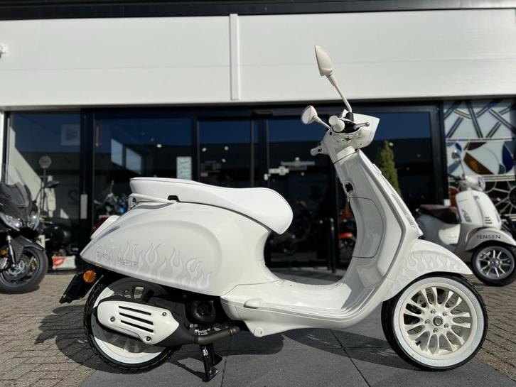 Vespa Sprint JB 45 KM E5, Fietsen en Brommers, Scooters | Vespa, Nieuw, Maximaal 45 km/u, Benzine