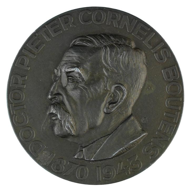 PENNING VPK 1943 Corinne Franzen : P.C. Boutens º, Postzegels en Munten, Penningen en Medailles, Brons, Nederland, Verzenden