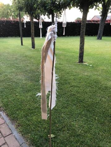 Bamboestokken met lint beschikbaar voor biedingen