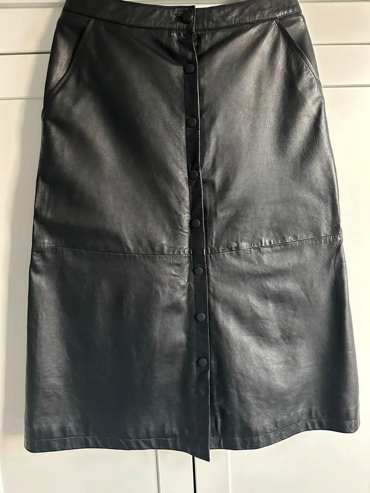 Est'Seven leren rok - Maat S nieuw, Kleding | Dames, Rokken, Nieuw, Maat 36 (S), Zwart, Knielengte, Ophalen of Verzenden